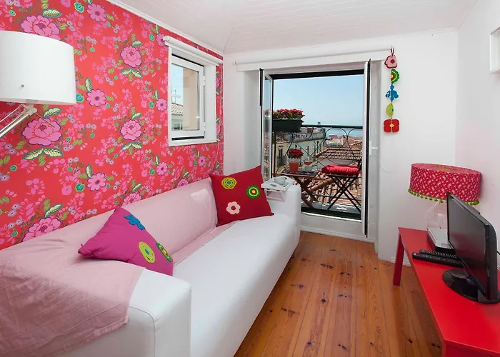 Heart Wish Bairro Alto- River View *