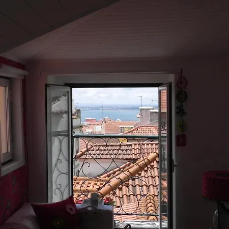 Heart Wish Bairro Alto- River View Лиссабон